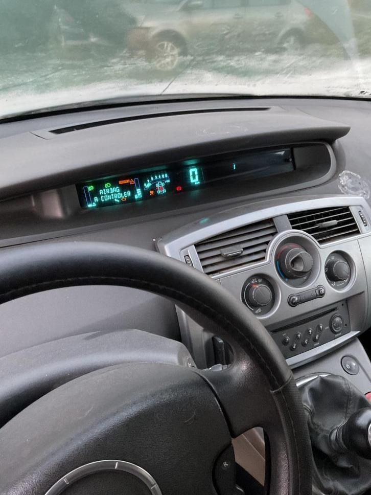 Scénic à vendre, Auto's, Renault, Particulier, Scénic, Diesel, Zilver of Grijs, Ophalen