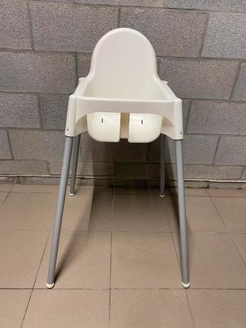 Ikea kinderstoel beschikbaar voor biedingen