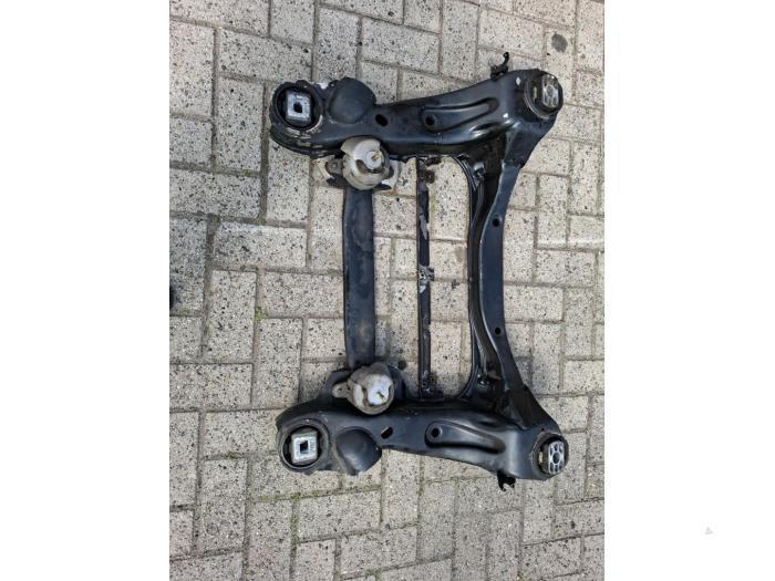 Subframe van een Audi A8, Auto-onderdelen, Ophanging en Onderstel, Audi, Gebruikt, 3 maanden garantie, Ophalen of Verzenden