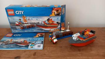 Lego City 60213 Brand aan de kade beschikbaar voor biedingen