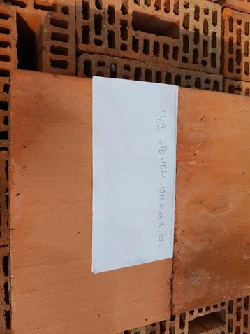 Snelbouw stenen  beschikbaar voor biedingen