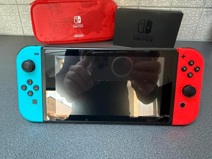 ️ Nintendo Switch – Complete set zeer goede staat, Games en Spelcomputers, Spelcomputers | Nintendo Switch, Zo goed als nieuw