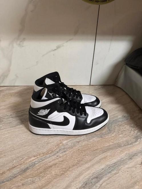Nike air jordan 1 panda unisex, Kleding | Dames, Schoenen, Zo goed als nieuw, Sneakers, Zwart, Ophalen