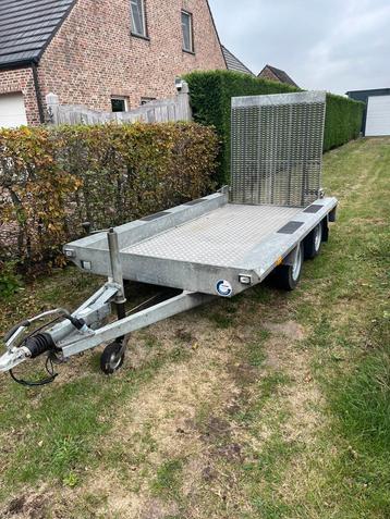 Hapert machine transporter beschikbaar voor biedingen