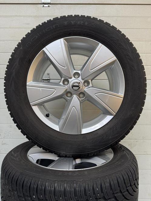 17’’ VOLVO XC 40 VELGEN WINTERBANDEN ORIG TPMS, Auto-onderdelen, Banden en Velgen, Banden en Velgen, Winterbanden, 17 inch, 235 mm