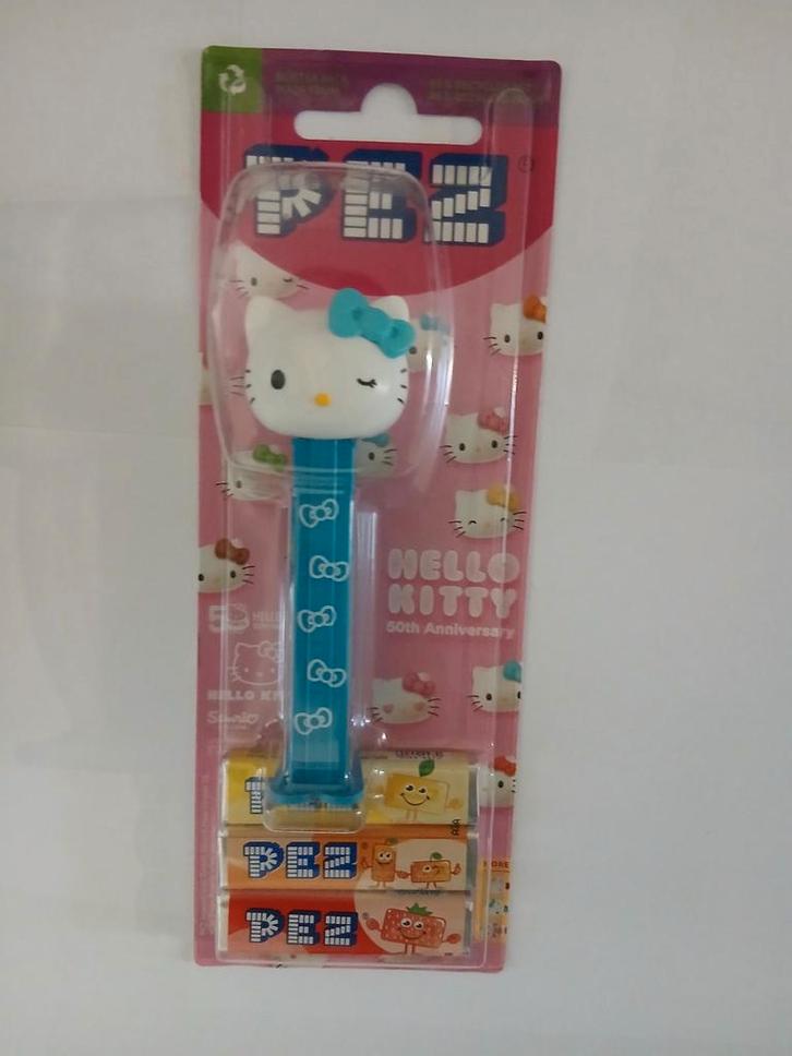 Pez in blisterverpakking, hello kitty, Verzamelen, Overige Verzamelen, Zo goed als nieuw, Ophalen of Verzenden