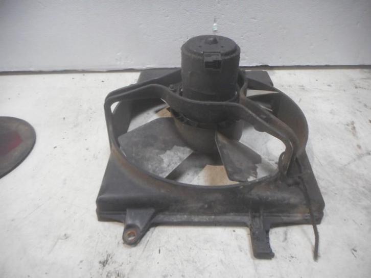 KOELVENTILATORMOTOR Opel Ascona C (84 / 89), Auto-onderdelen, Airco en Verwarming, Opel, Gebruikt