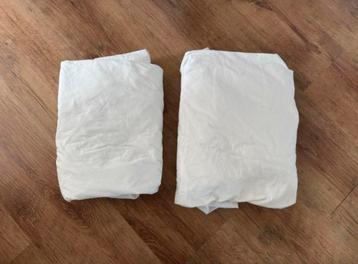 2 hoeslakens voor een 1 persoonsbed. beschikbaar voor biedingen