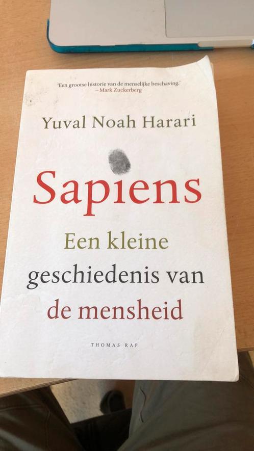 Yuval Noah Harari - Sapiens, Boeken, Overige Boeken, Zo goed als nieuw, Ophalen of Verzenden