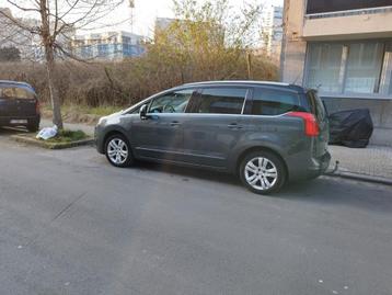 Peugeot 5008 beschikbaar voor biedingen
