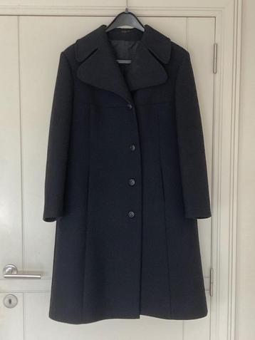 Retro damesmantel zwart. Medium. Perfecte staat beschikbaar voor biedingen