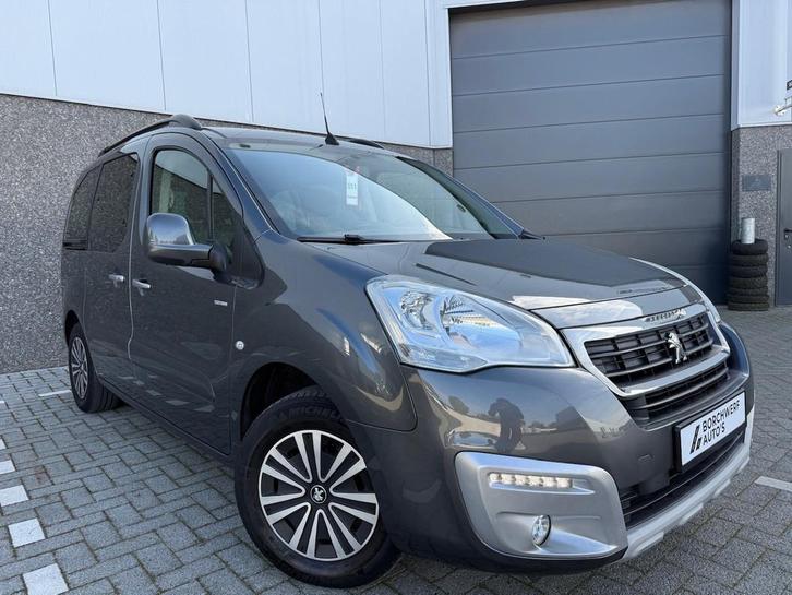 Peugeot Partner 1.2 Benzine 65.645 km OHB Navigatie Topstaat, Auto's, Peugeot, Bedrijf, Te koop, Partner, Benzine, Euro 6, Berline