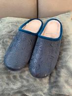 Pantoffels blauw (zgan), Blauw, Ophalen of Verzenden, Zo goed als nieuw, Pantoffels of Sloffen