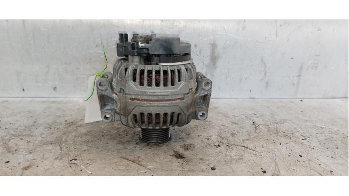 Dynamo van een Volkswagen Golf, Auto-onderdelen, Motor en Toebehoren, Volkswagen, Gebruikt, 3 maanden garantie, Ophalen of Verzenden