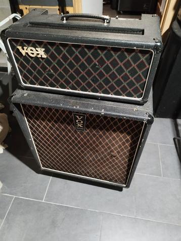 Amp Vox ac50 +cab Dynamic bass  disponible aux enchères