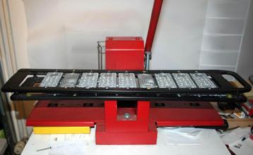 Nummerplaten pers beschikbaar voor biedingen