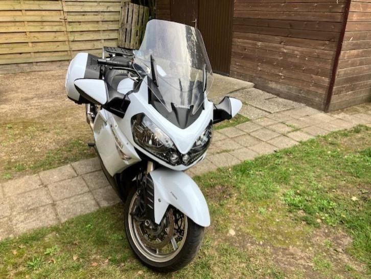 Kawasaki GTR 1400CC, Motoren, Motoren | Kawasaki, Particulier, Toermotor, 4 cilinders, Motorrijbewijs A, ABS, Cardan-aandrijving