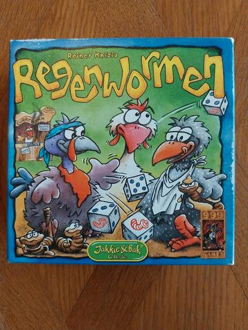 Regenwormen, Hobby en Vrije tijd, Ophalen, Zo goed als nieuw