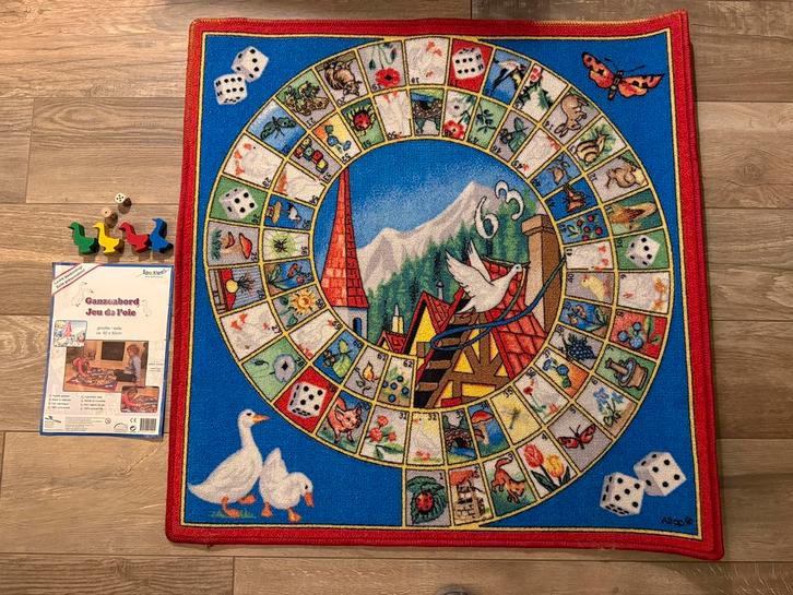 NIEUW ganzenbord speelkleed, Hobby en Vrije tijd, Gezelschapsspellen | Bordspellen, Nieuw, Ophalen