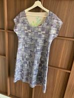 Heel comfortabel recto-verso kleedje, Kleding | Dames, Overige kleuren, Zo goed als nieuw, Knielengte, Ophalen
