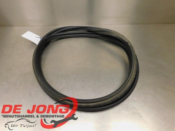 Kofferdeksel Rubber van een Tesla Model 3, Auto-onderdelen, Carrosserie, Overige automerken, Gebruikt, 3 maanden garantie, Ophalen of Verzenden