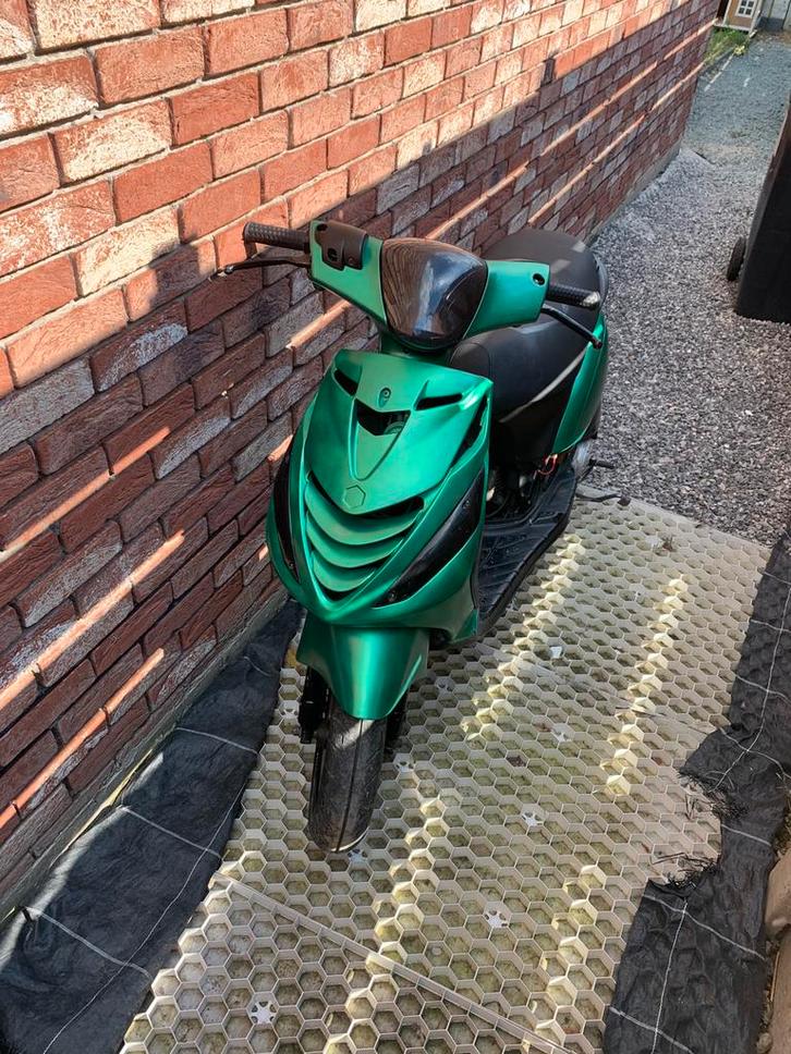 Piaggio Zip 4t, Fietsen en Brommers, Scooters | Piaggio, Zo goed als nieuw, Zip, Klasse B (45 km/u), Benzine, Ophalen