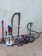 A vendre un lots de 3 aspirateurs dyson en panne, à réparer., Enlèvement