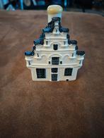 De Oudheidkamer, Den Burg (Texel) 94 KLM Delftsblauw huisje, Ophalen of Verzenden, Nieuw, Porselein, Overige typen