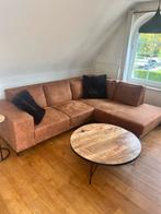 Hoekbank cognac microleder + Industriële ronde salontafel, Ophalen, Stof