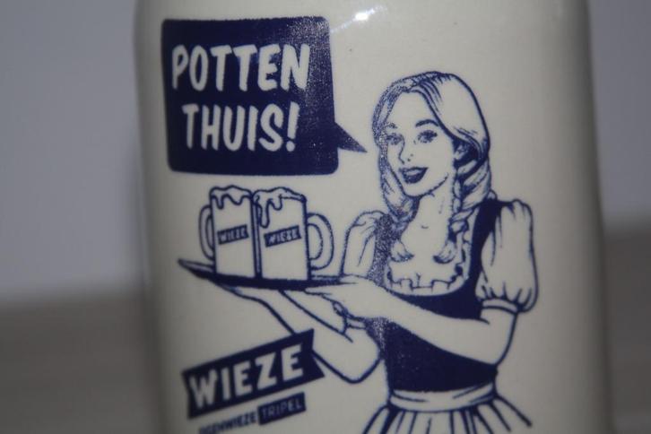 stenen pot , Wieze eigenwieze tripel ,  "potten thuis" 12 cm, Verzamelen, Biermerken, Zo goed als nieuw, Overige typen, Overige merken