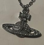 zilverkleurige Vivienne Westwood Orb-halsketting, Bijoux, Sacs & Beauté, Enlèvement ou Envoi, Neuf