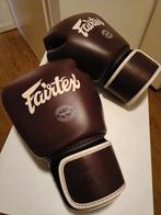 gants de boxe muay thai 70 euros, Enlèvement ou Envoi, Comme neuf, Gants de boxe