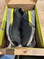 HOKA Arahi 4, Sport en Fitness, Loopsport en Atletiek, Gebruikt, Hardloopschoenen, Hardlopen, Ophalen