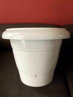 Grand pot pour plante avec réservoir d'eau, Grosfillex, Jardin & Terrasse, Enlèvement, Utilisé