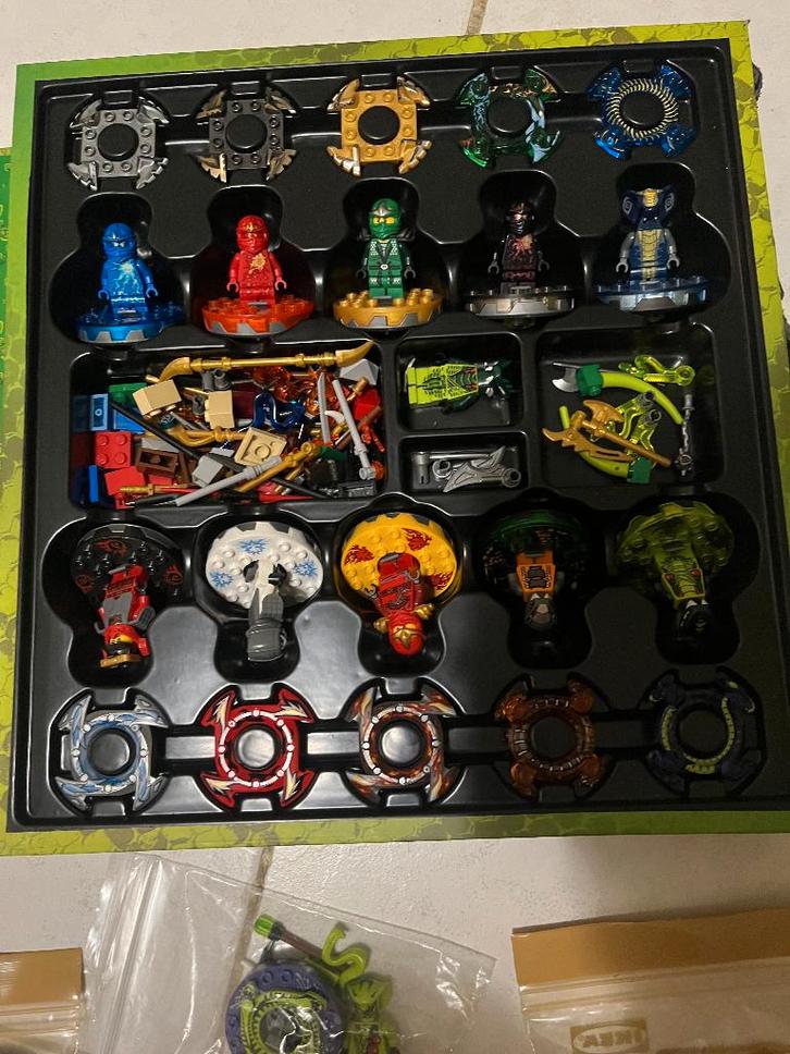 Grote Lego Ninjago Spinner 2012 Collectie, Enfants & Bébés, Jouets | Duplo & Lego, Neuf, Lego, Ensemble complet, Enlèvement ou Envoi