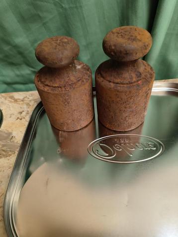 Oude gewichten van 2kg tot 50gr beschikbaar voor biedingen
