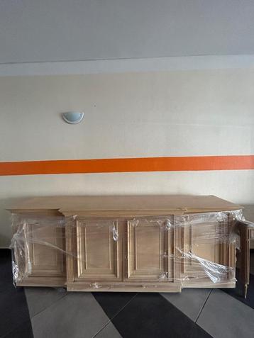 Massief houten dressoir - elegante klassieke stijl beschikbaar voor biedingen