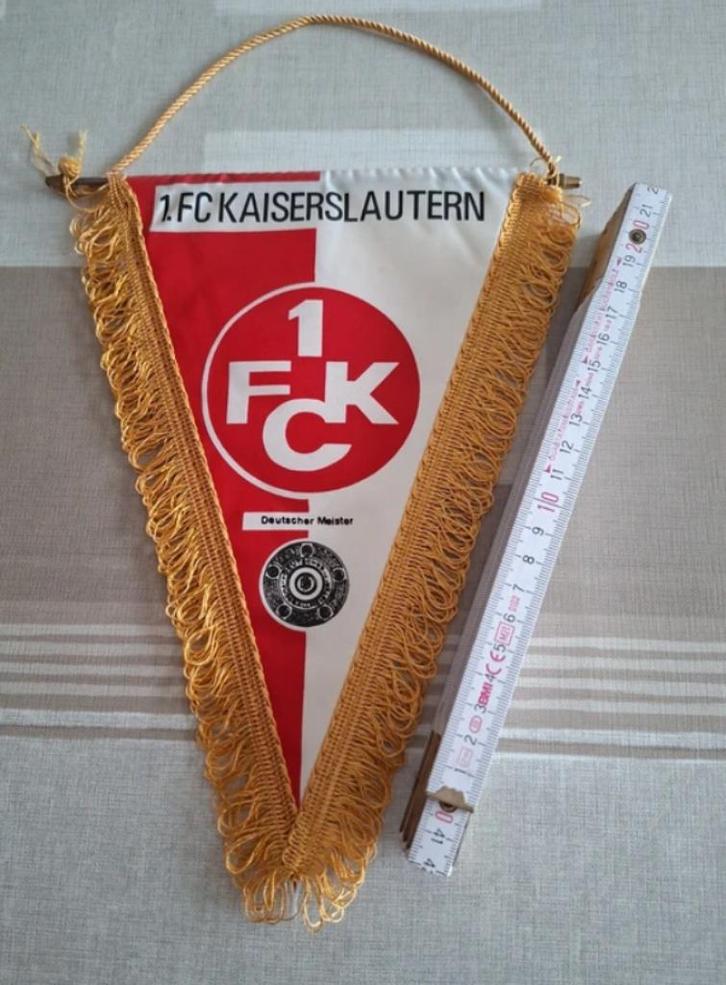 Wimpel 1 fc kaiserslautern, Verzamelen, Sportartikelen en Voetbal, Zo goed als nieuw, Ophalen of Verzenden