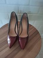 Speciale pumps maat 39, Ophalen, Zo goed als nieuw, Pumps