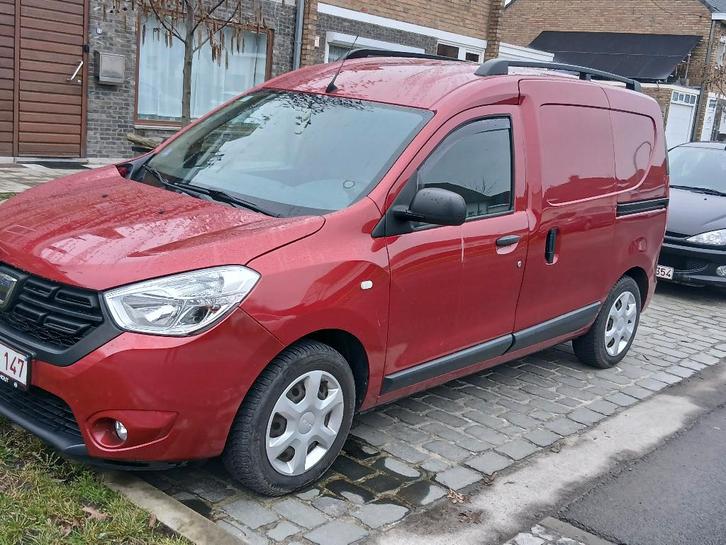 FOURGONNETTE DACIA DOKKER, Autos, Camionnettes & Utilitaires, Particulier, Cruise Control, Peinture métallisée, Dacia, Essence