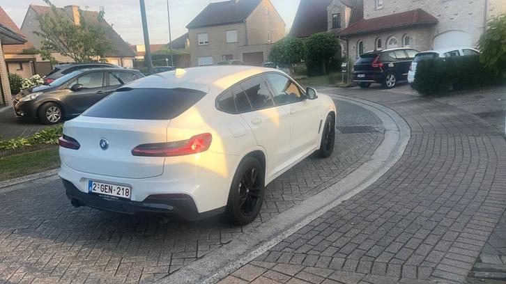 BMW X4, Autos, BMW, Particulier, X4, 4x4, ABS, Caméra de recul, Phares directionnels, Régulateur de distance, Airbags, Air conditionné