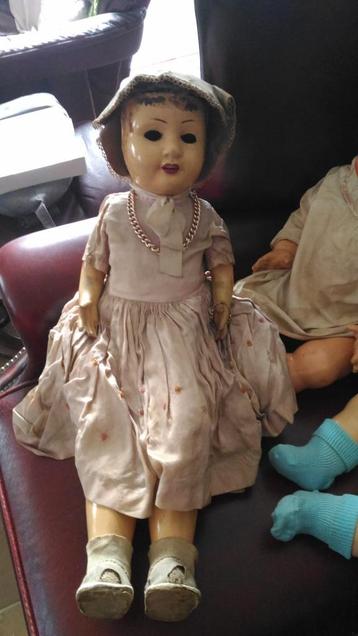 Antieke pop papier mâché  beschikbaar voor biedingen