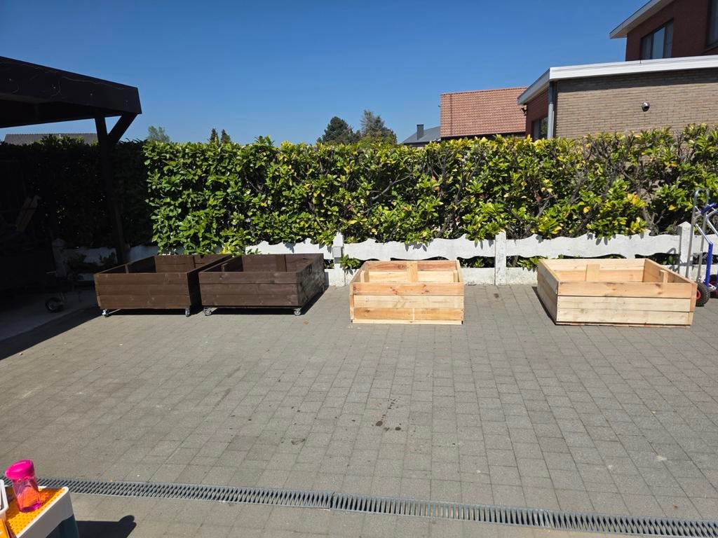 Plantenbak op wielen – houten moestuinbak, Ophalen