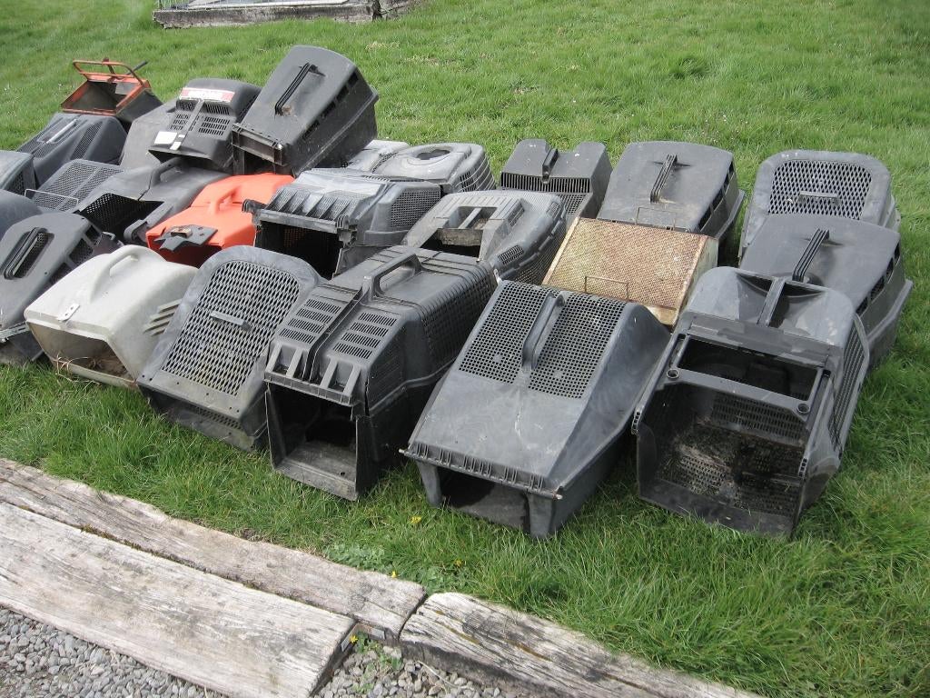 Tondeuse lot de 24 bac de ramassage, Jardin & Terrasse, Tondeuses à gazon, Tondeuse rotative, Tondeuses à gazon à essence, Utilisé