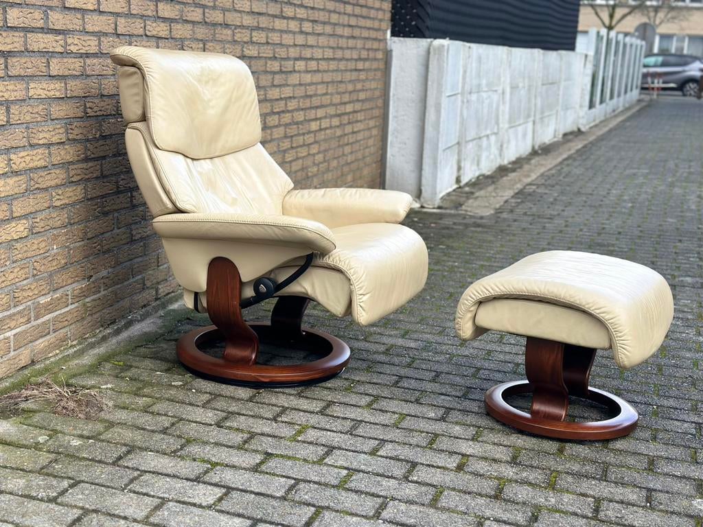 Zeer Comfortabele Stressless Spirit (large) met voetbank, Enlèvement, Utilisé, Bois
