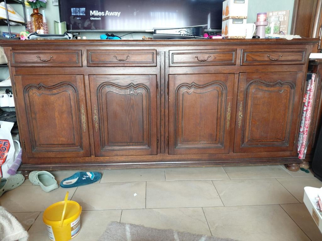 massieve houten oude kast, Ophalen