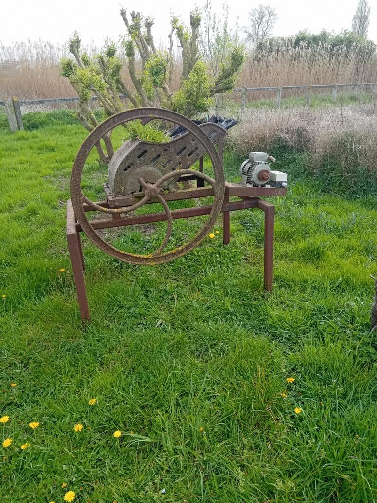 Tuindecoratie voor bloemen of planten in ijzer, Tuin en Terras, Ophalen
