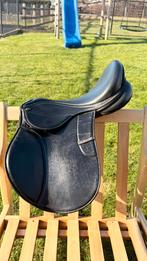 Norton Veelzijdig zadel 16”, Dieren en Toebehoren, Ophalen, Zo goed als nieuw
