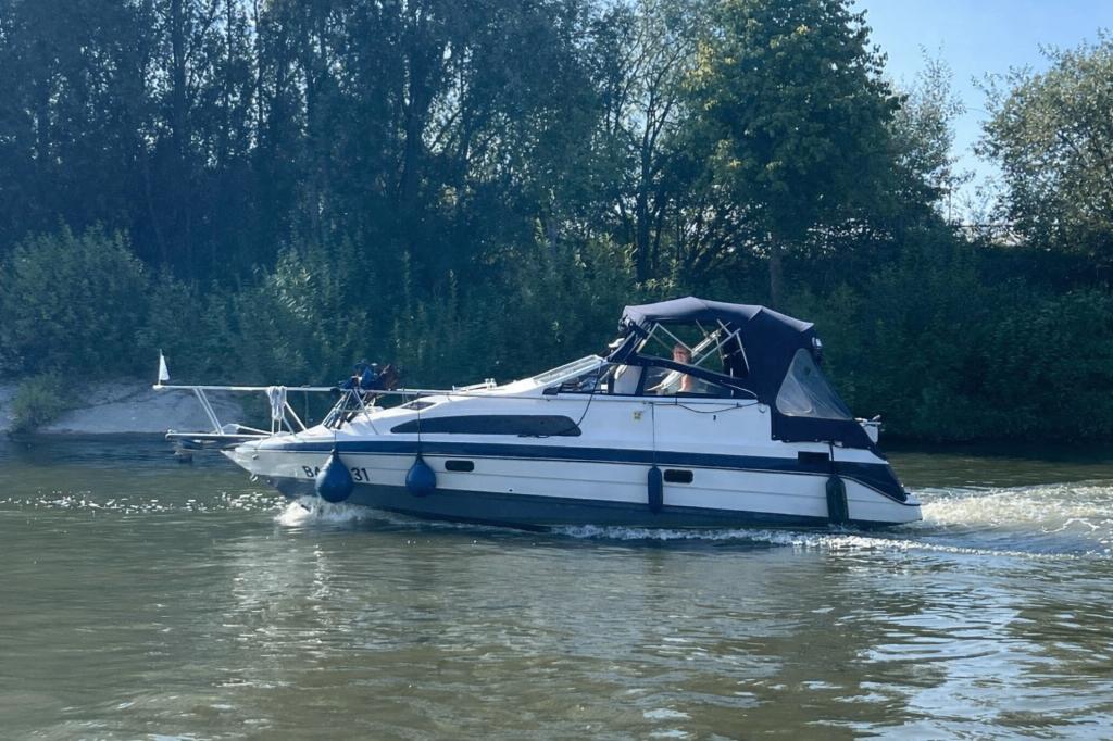 Bayliner 2655, Sports nautiques & Bateaux, Bateaux à moteur & Yachts à moteur, 50 ch ou plus, Enlèvement, Utilisé, 6 à 9 mètres