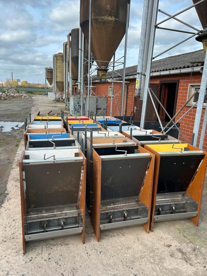 Voederbakken devos, Zakelijke goederen, Landbouw | Werktuigen, Ophalen